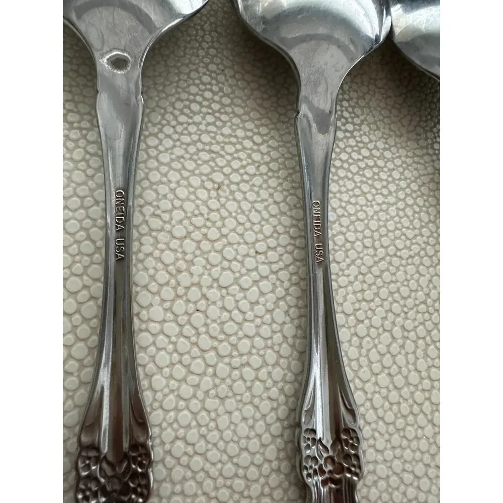 Set of 3 ONEIDA RAPHAEL Place Oval Soup Spoons 6 7/8